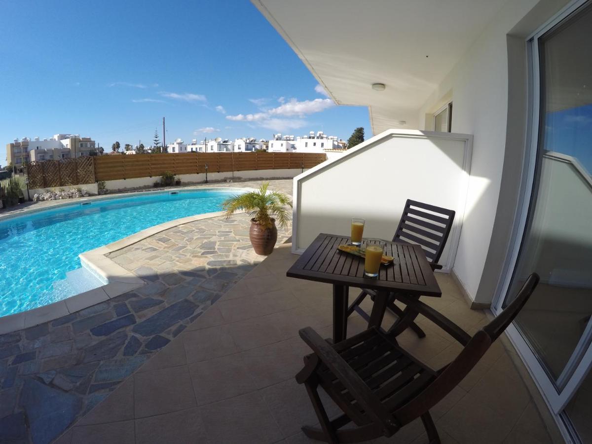 Kato Paphos Suites Kültér fotó