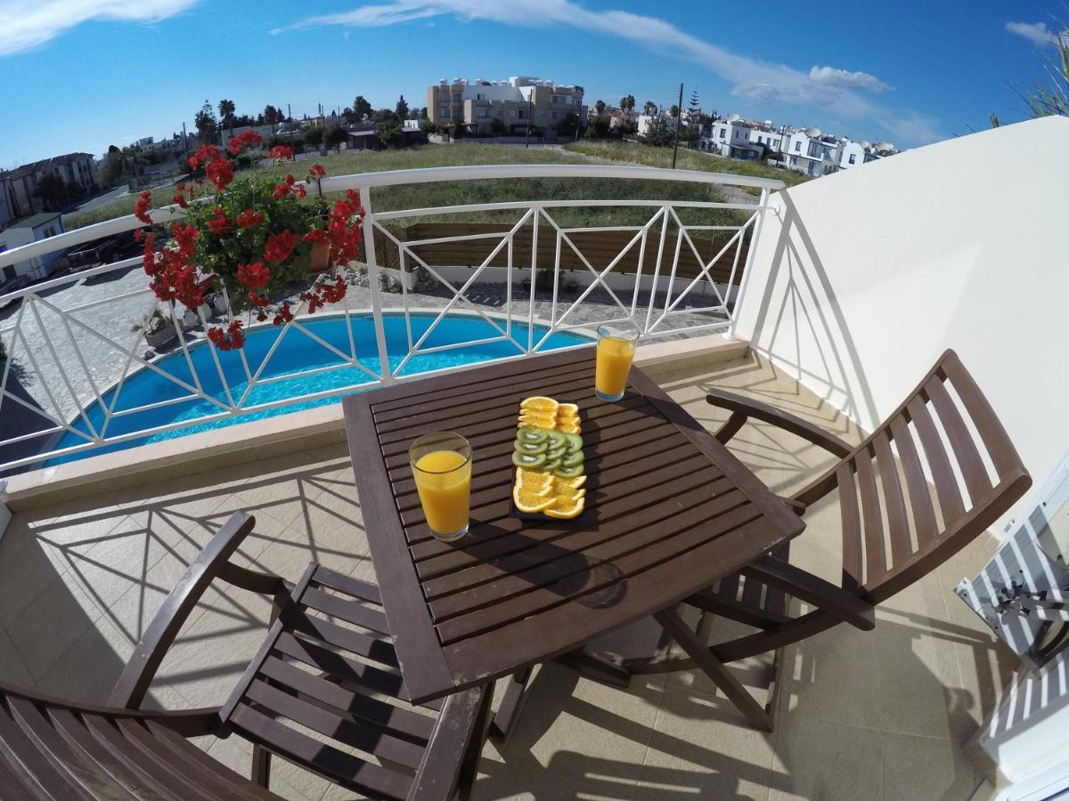 Kato Paphos Suites Kültér fotó