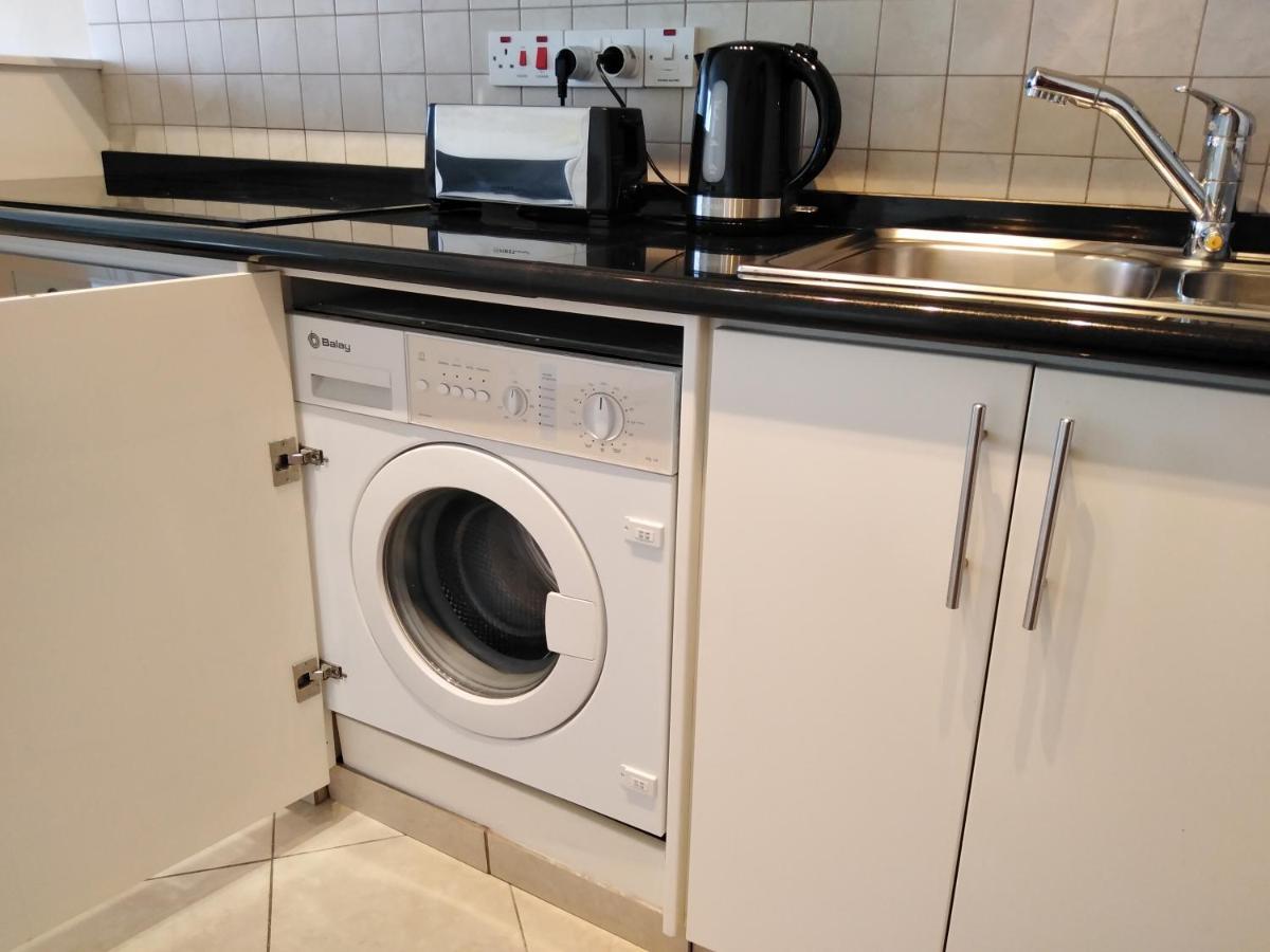 Kato Paphos Suites Kültér fotó