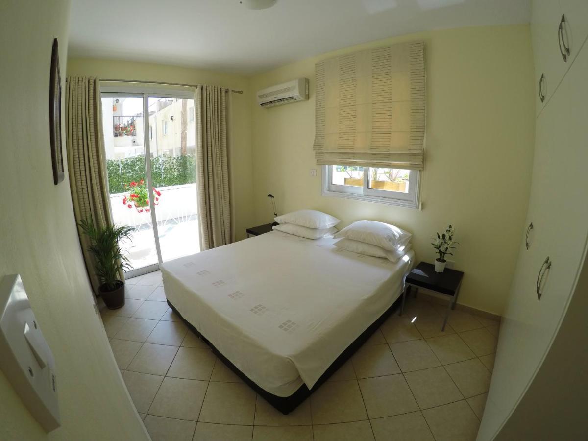 Kato Paphos Suites Kültér fotó