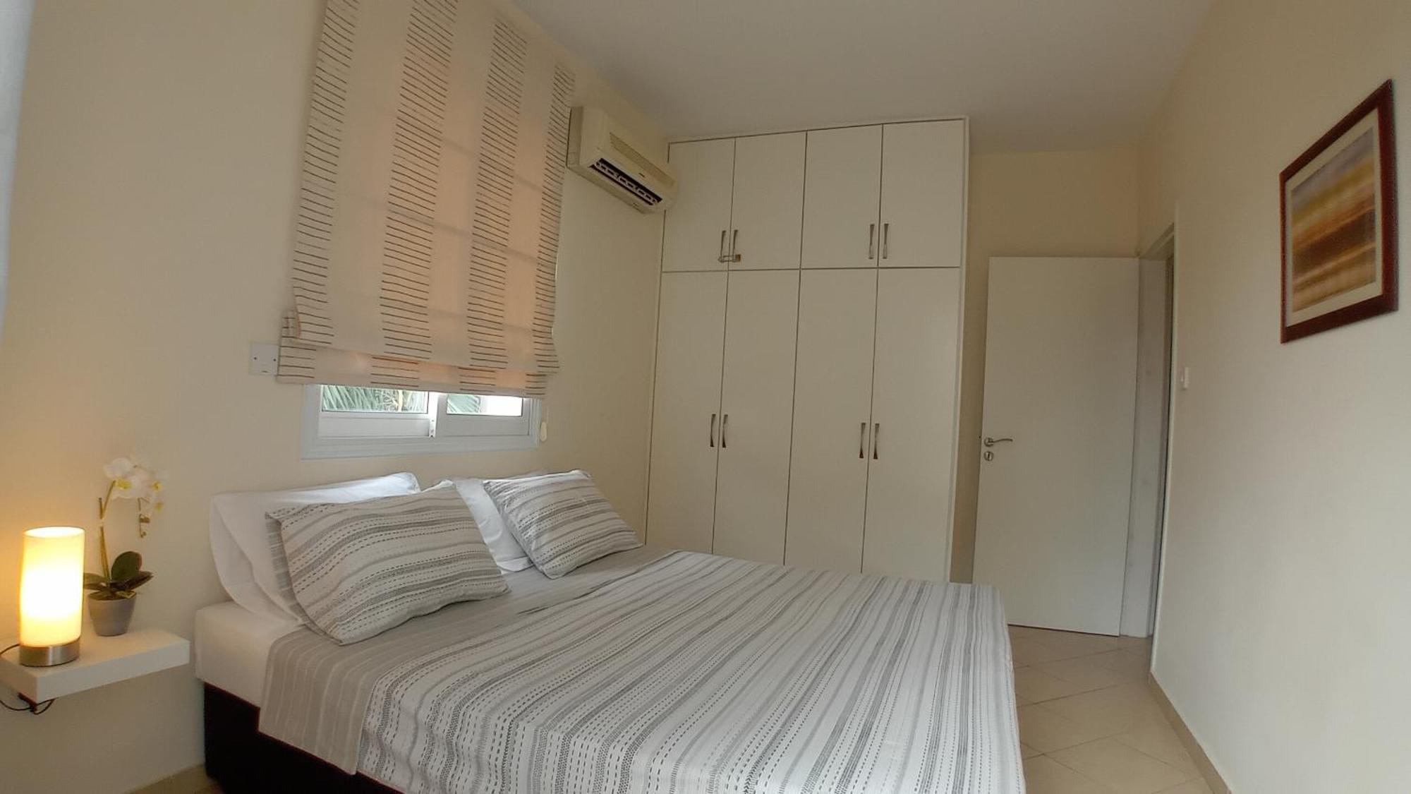 Kato Paphos Suites Kültér fotó