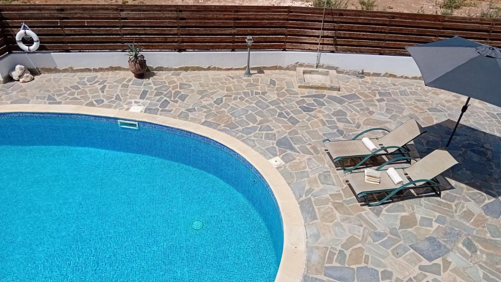 Kato Paphos Suites Kültér fotó