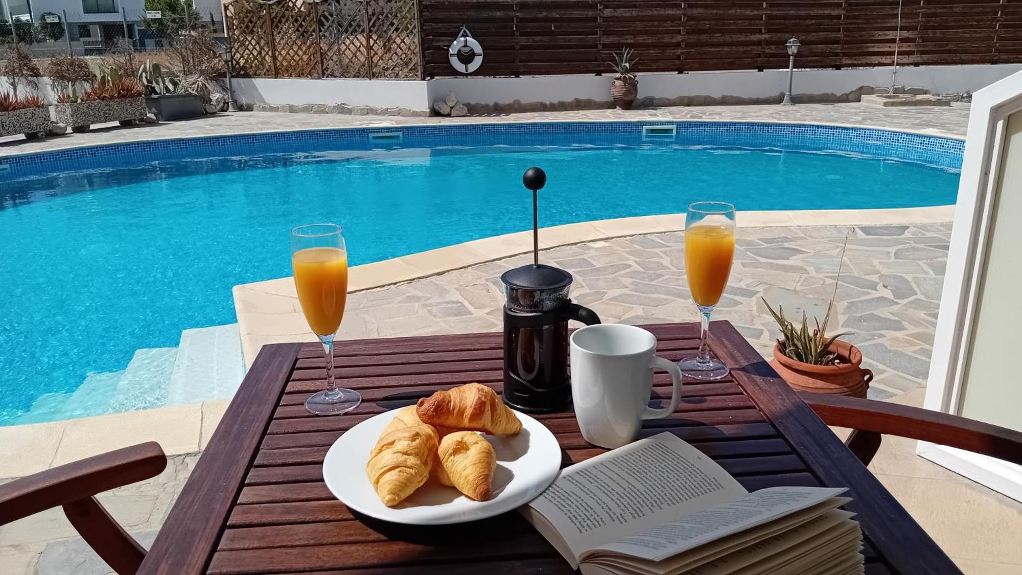 Kato Paphos Suites Kültér fotó